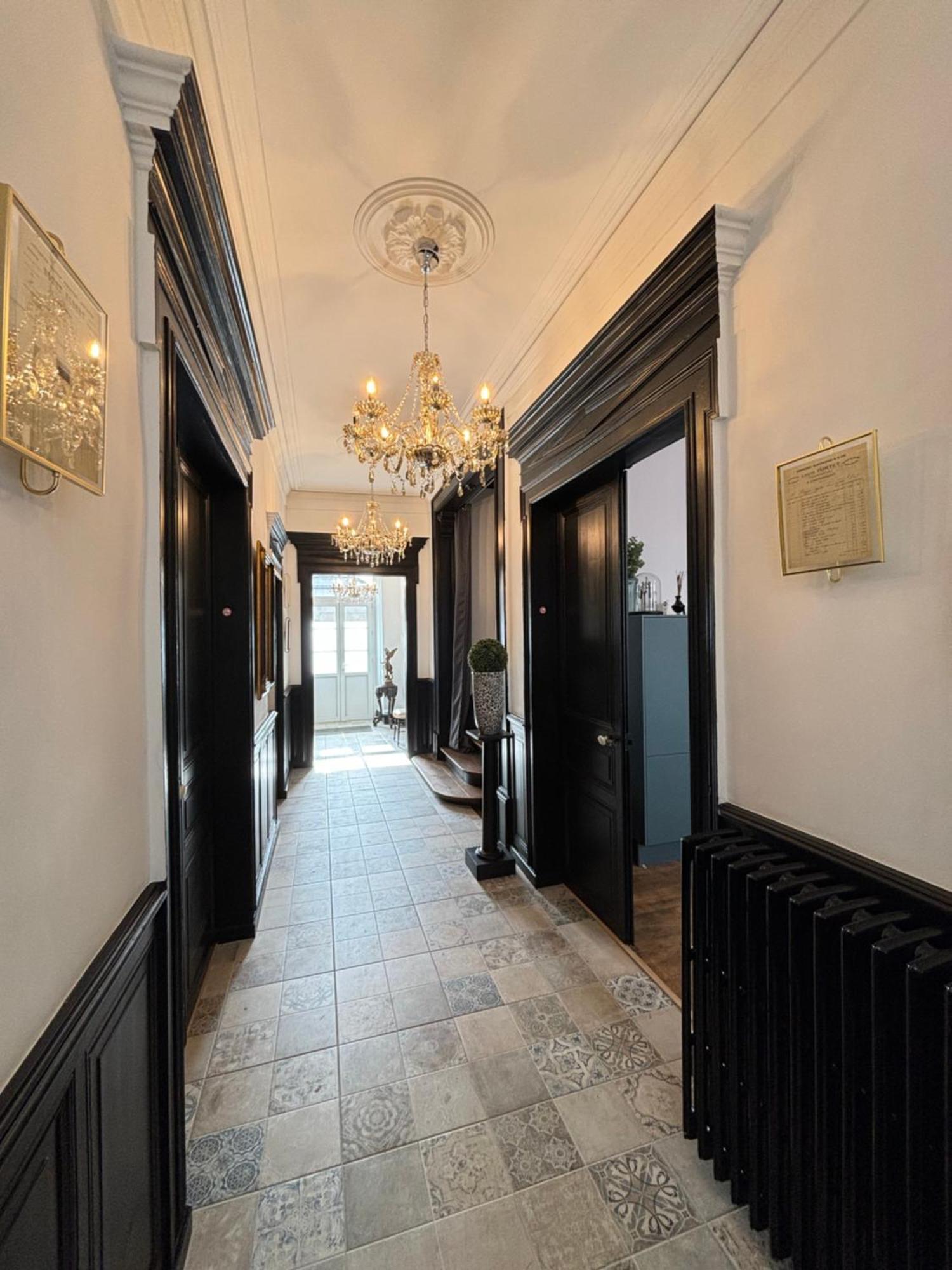 Maison A La Guitarde - Hotel Particulier Hippolyte Châteauroux Esterno foto