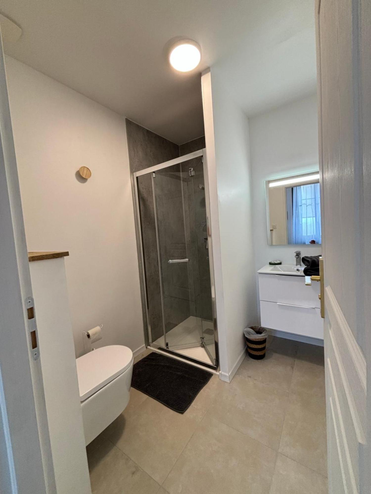 Maison A La Guitarde - Hotel Particulier Hippolyte Châteauroux Esterno foto