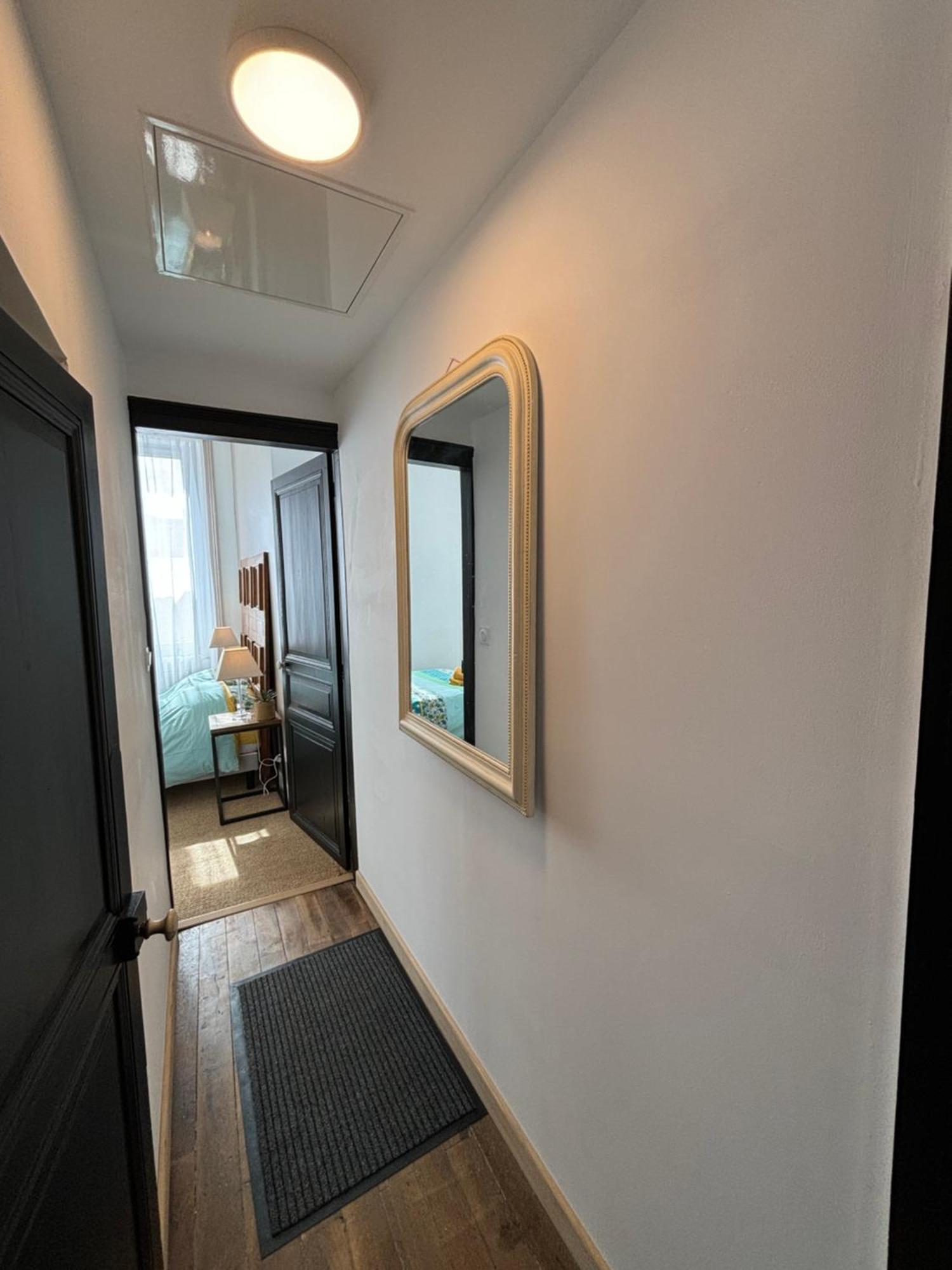 Maison A La Guitarde - Hotel Particulier Hippolyte Châteauroux Esterno foto
