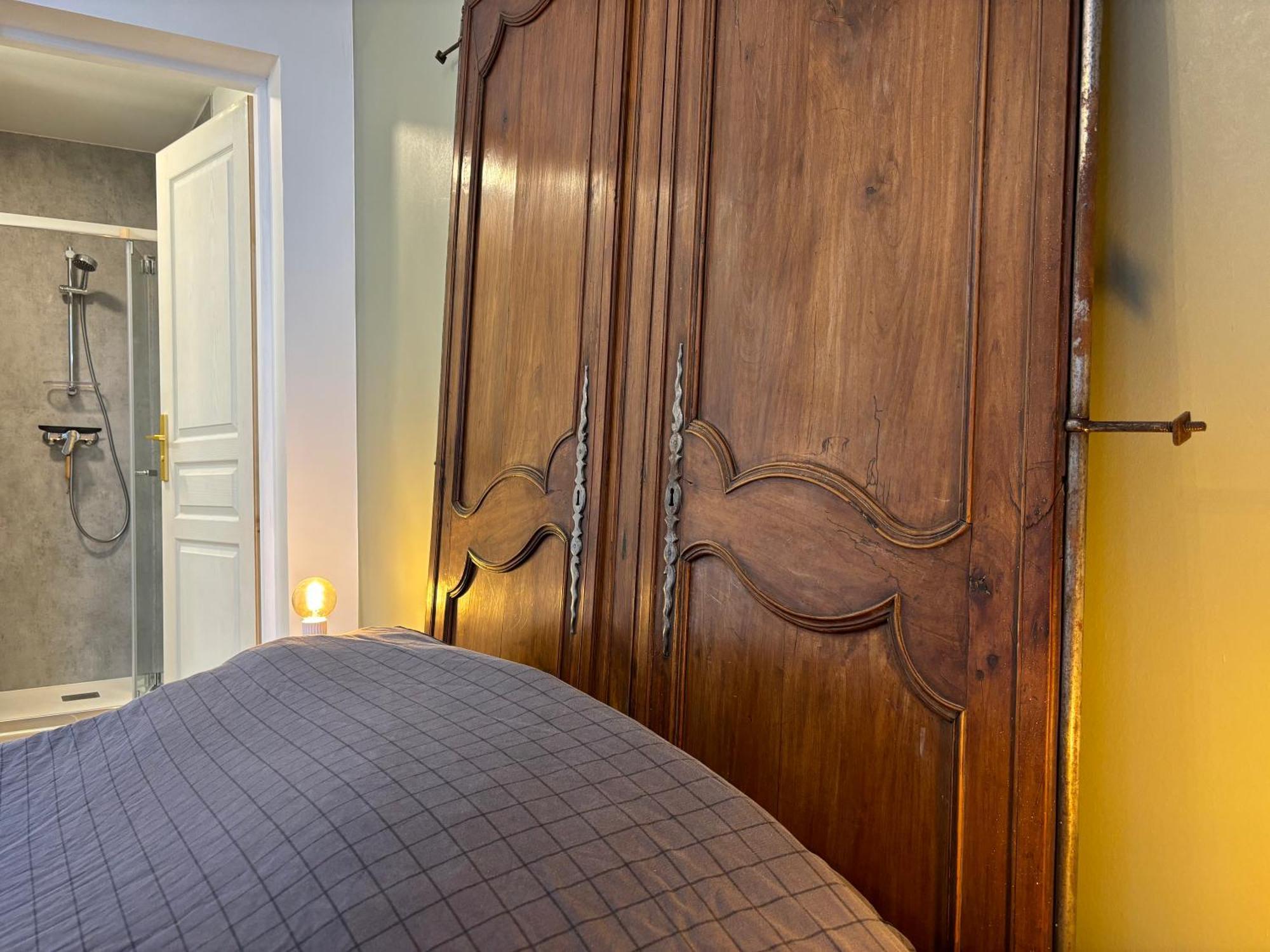 Maison A La Guitarde - Hotel Particulier Hippolyte Châteauroux Esterno foto