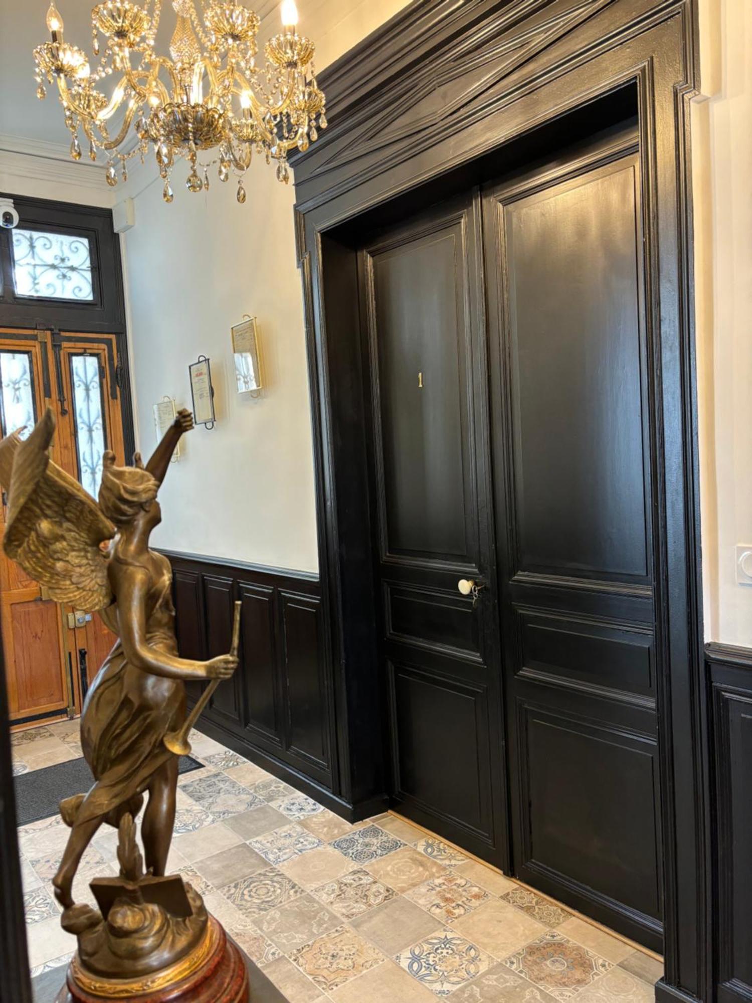 Maison A La Guitarde - Hotel Particulier Hippolyte Châteauroux Esterno foto